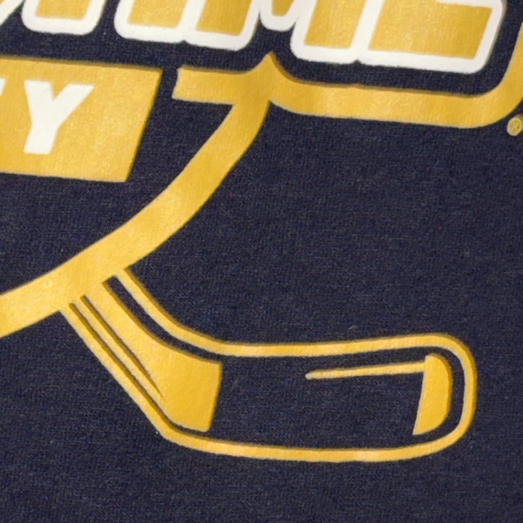 Champion NCAA Notre Dame Hockey Graphic T Shirt Men’s Size Large Used Pre Owned - Picture 9 of 16